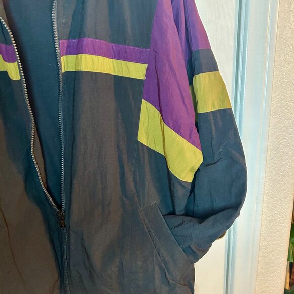 Vintage Varsity Style Windbreaker - Picture 3 of 8